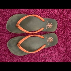 💯 Authentic Tory Burch Flip Flops